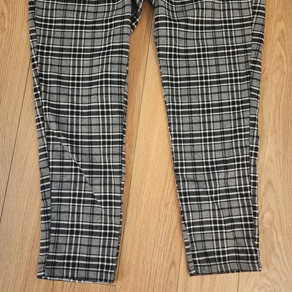 Hot Topic Pants - Picture 5 of 9